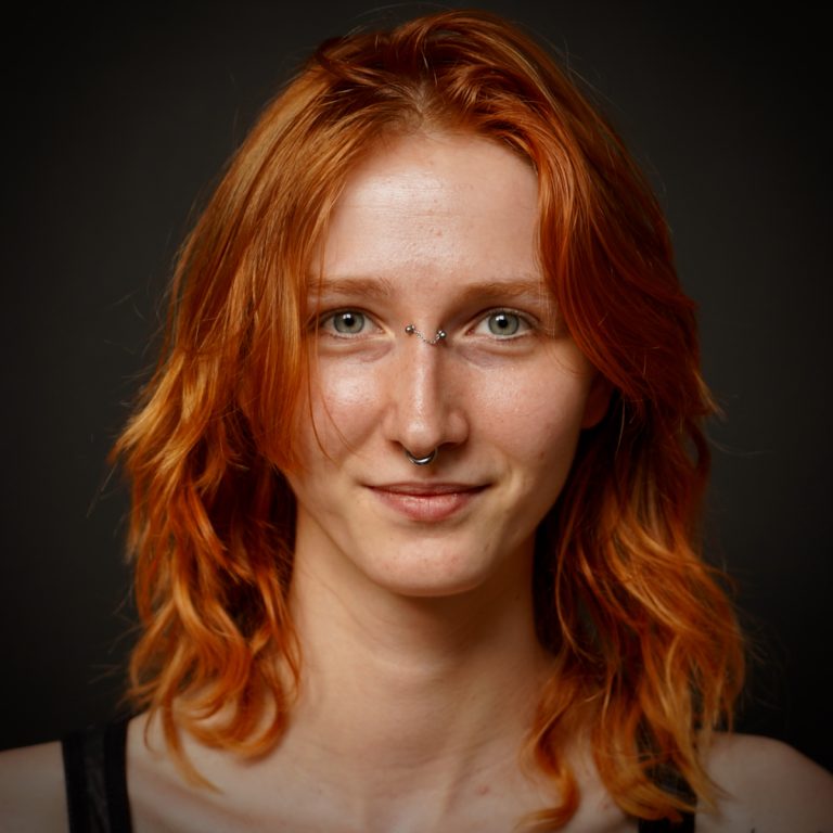 Anna  Tomas