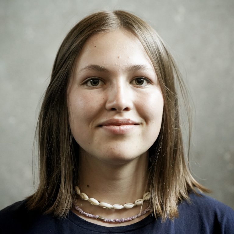 Lilja  Mangold