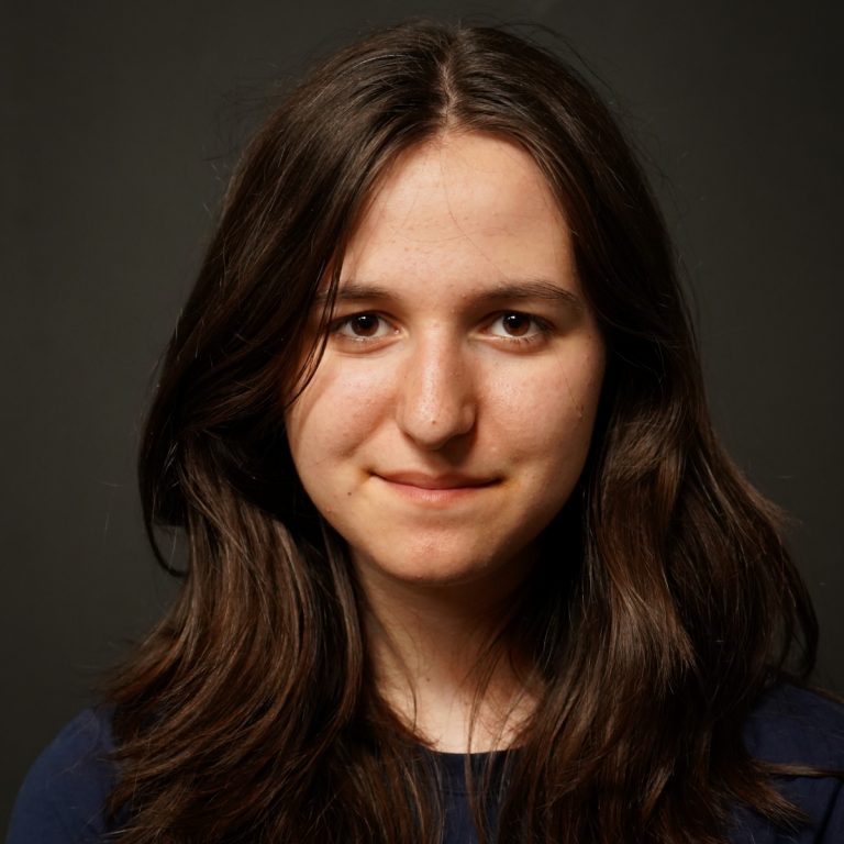 Leona Sertolli