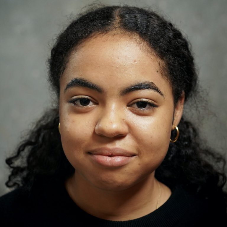 Julie  Ilunga
